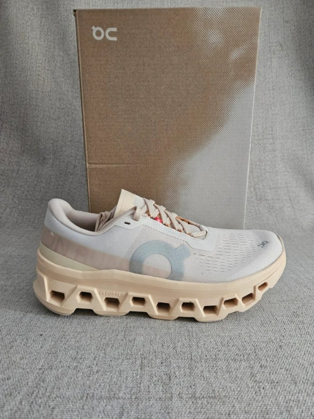 On Cloudmonster 1 Dew/Blonde Women’s US 6.5 - Picture 3 of 8